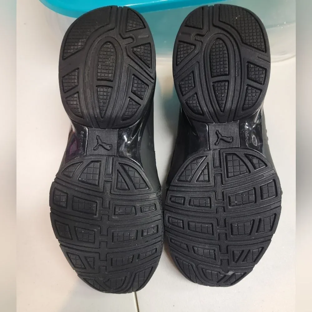 Puma Women's Black Athletic Sneakers